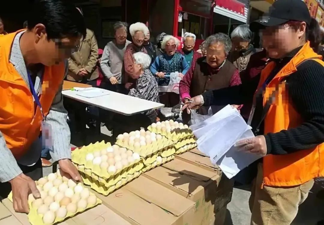 免费鸡蛋变天价骗局！“保健品”收割老年人